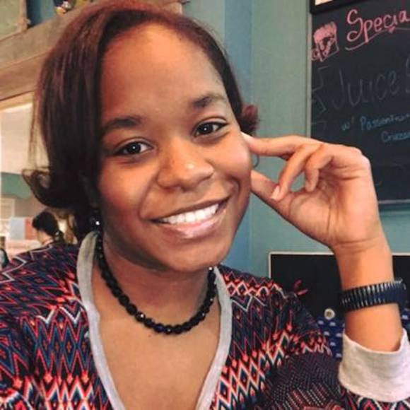 Meet your Posher, Lissa - Picture 1 of 1